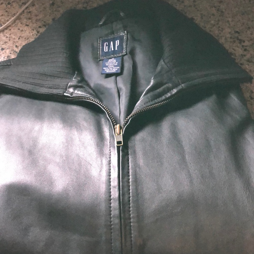 Like new 💯 % leather jacket